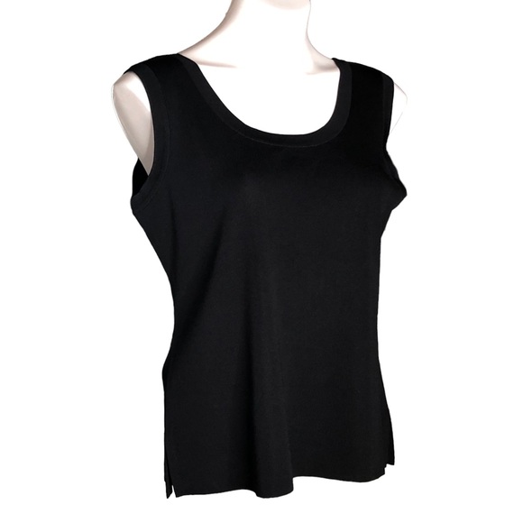 Exclusively Misook Petite Black Sleeveless Deep Scoop Neck Stretch Knit Shell - Picture 4 of 12